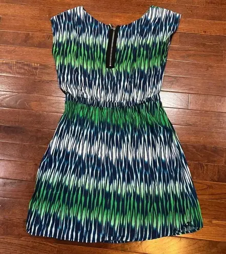 Bebop Blue and green short cap sleeve dress size small