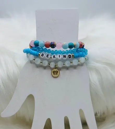 “Be Kind” Candy Beaded Bracelet