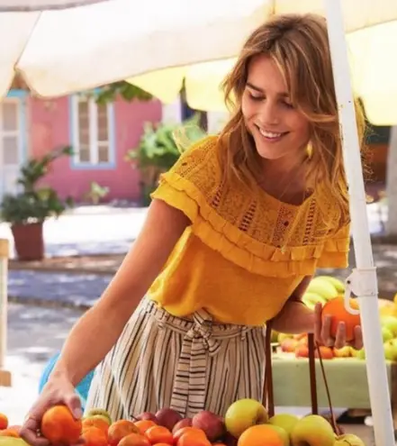 Sézane Lucette 100% Linen Blouse Saffron Yellow Lace Ruffle Top Size Small Shirt