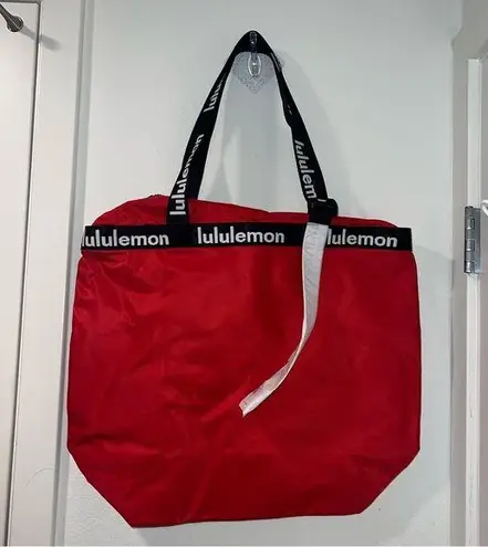 Lululemon  the rest is written tote