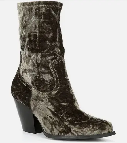 Giani Bernini Gianni Bini GB Star-Crossed 3 Velvet Western Boots Green Velvet Sz 8.5 NWOB Chic