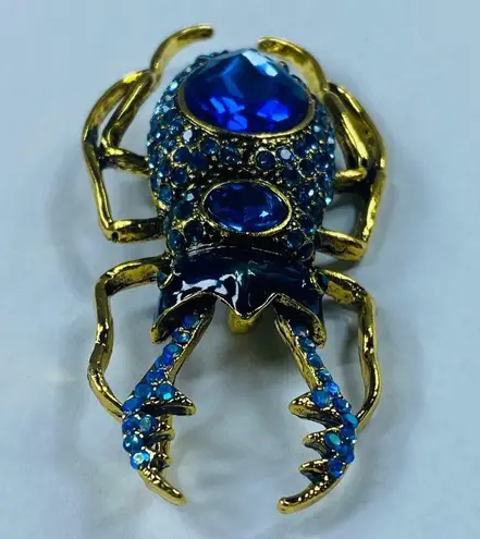 Large Beetle Bug Jewelry Pin Brooch Pendant Faceted Shades of Blue Rhinestones