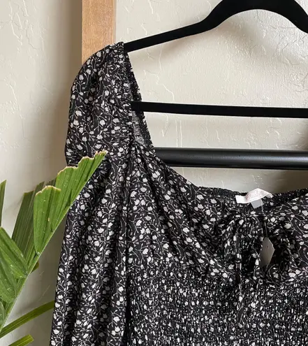 Blush BJ NWT Floral Smocked Boho Flowy Sleeve Crop Top Blouse