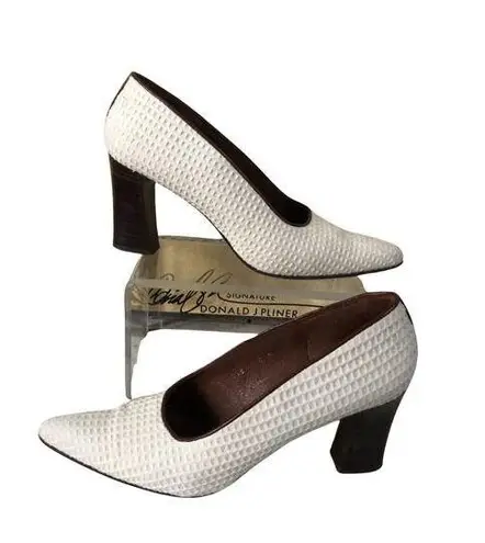 Donald Pliner Cream Honeycomb Brown Leather Trim 3" heel Shoe Pump $215 Size 8