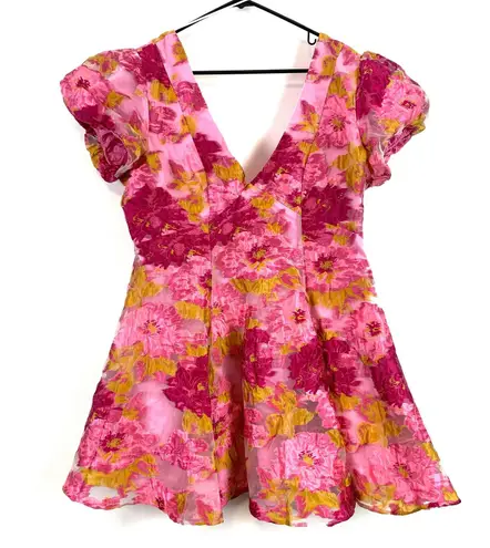 NWT Showpo. Brailey Puff Sleeve Jacquard Mini Dress Lydia Pink Size 12