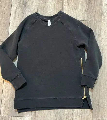 Varley Black Textured Knit Sweatshirt Gold Zipper Detail Athleisure Everyday