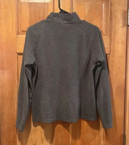 The North Face  women’s gray fleece 1/4 zip up pull over size medium.