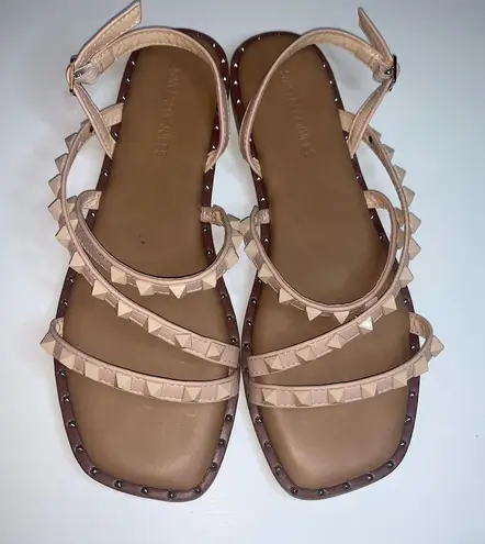Sincerely Jules Women's Strappy Studded Sandals Beige Size 8.5 Summer Casual Tan