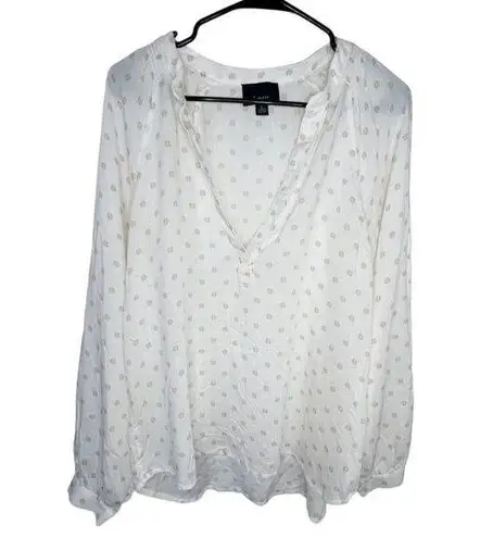 Lumiere White and Tan Geometric Patterned Long Sleeve V