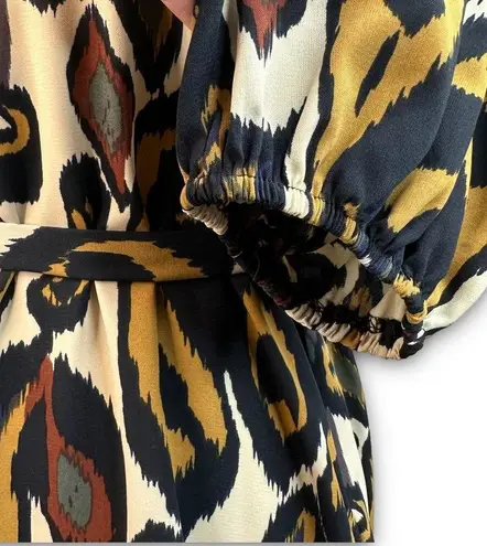 Tyche Vneck Dress Half Sleeve Tie Waist Knee Length Bold Abstract Print Small