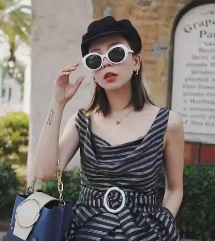 C/MEO COLLECTIVE  Blinded Top Black Stripe - Image 7