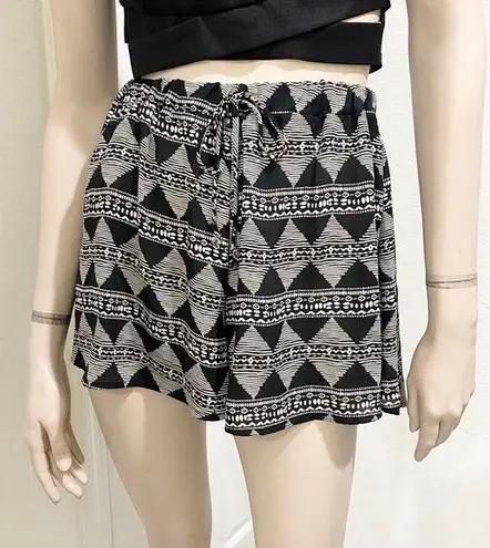 Ringostone Chiffon Sheer High Waist Shorts S Black