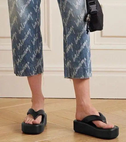 Balenciaga Padded Rise Platform Leather Thong Sandals in Black, Size 41 $695