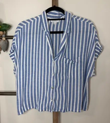Evereve Blue White Stripe Button Up Short Sleeve Shirt Top Womens Size Small