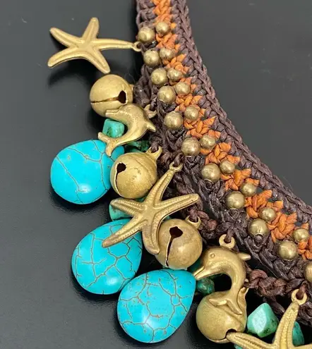 Unsigned Faux Turquoise Starfish Dolphin Beach Theme Crocheted Bohemian Necklace Blue