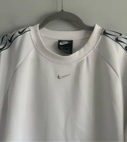 Nike  sportswear women’s white/black logo sleeves athletic pullover sweatshirt S