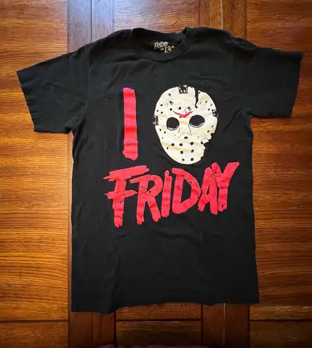 Halloween I Love Friday Jason Voorhees Mask Distressed Graphic T