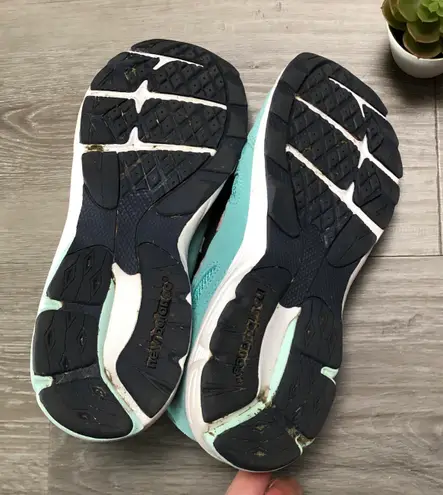 New Balance green  walking running shoes