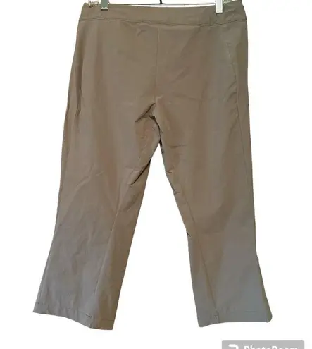 Mountain Hardwear  Tan Capri Nylon Hiking Pants Size 10