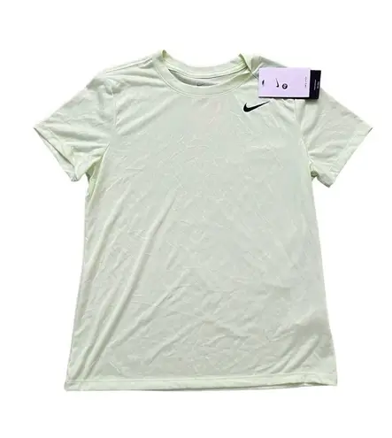 Nike NWT  Training Tee