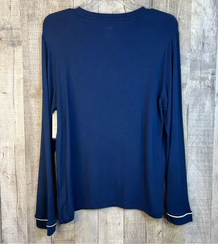 Stars Above Small Navy Blue Long Sleeve Crewneck Sleep Top with A Pocket