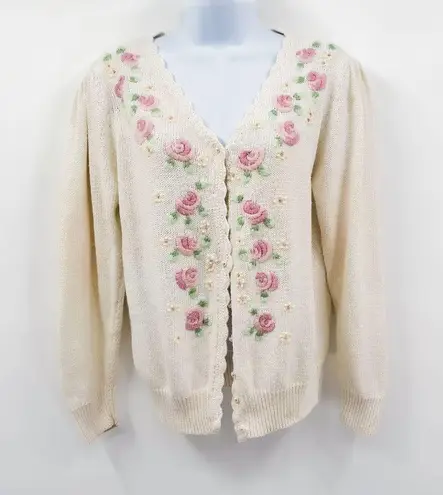 Unique Vintage Vintage 1980s Floral Embroidered Scalloped Pearl Button Granny Cardigan Sweater