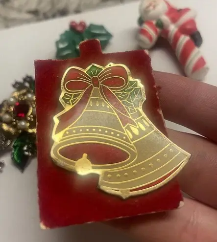 Lot Of 4 Christmas Holiday Brooch Pins Bell / Holly Leaves / Candy Cane / Flower