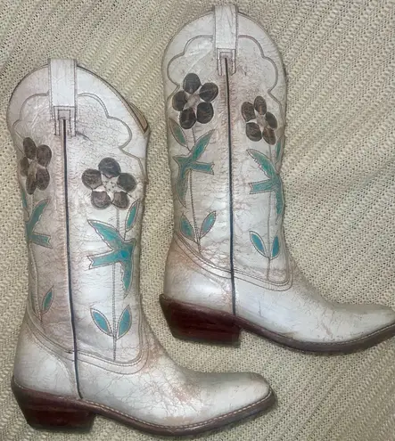 Bed Stu Women’s Valencia Distressed Floral Cowgirl Boot Size US 6.5 made in USA