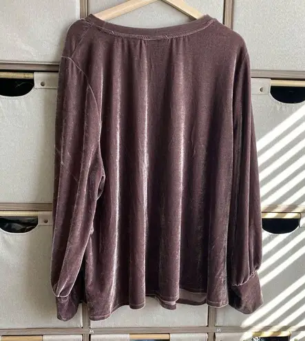 Ava & Viv  velvet long sleeve blouse