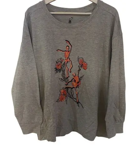 Plus Size 1X Halloween Graphic Tee | Gray Dancing Skeletons