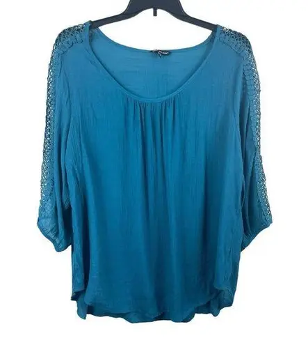 Unique spectrum 3x Pullover Gauzy Crochet 3/4 Sleeve Top