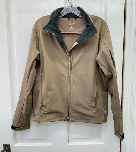 Mountain Hardwear Mountain Hardware outdoor adventure zip up jacket women's medium.