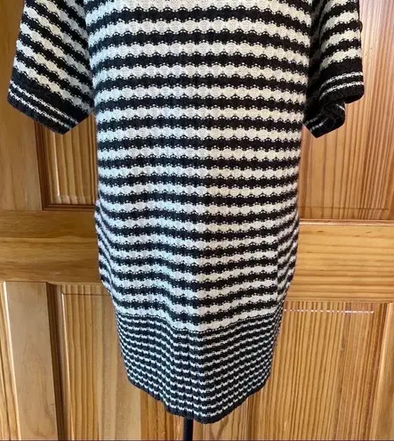 Design History Striped Short Sleeve Cowl Neck Long Sweater Gray/Cream Medium