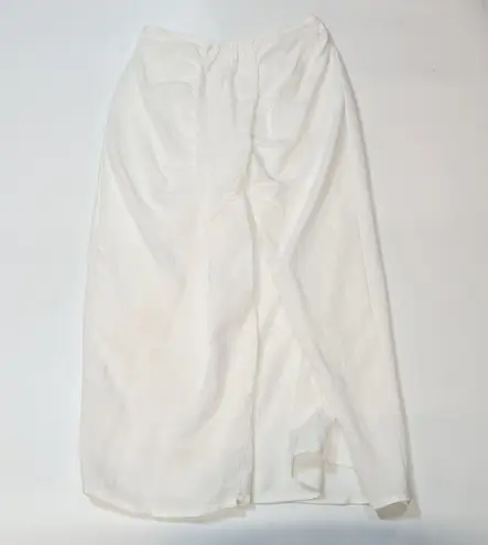 MORE TO COME Farah Skirt Set in White Small