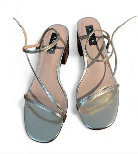 AQUA Bloomingdale’s Exclusive Gold Sandals with Chunky Kitten Heel — Sz. 9