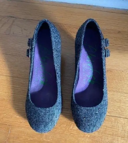 blowfish  Grey Black Tweed Wedges with Buckles