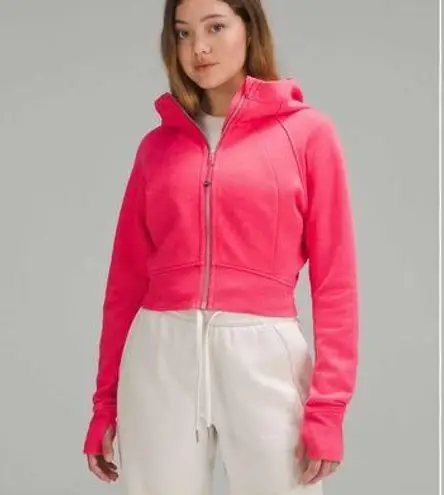 Lululemon 🍋(size 6) NWT scuba cropped hoodie