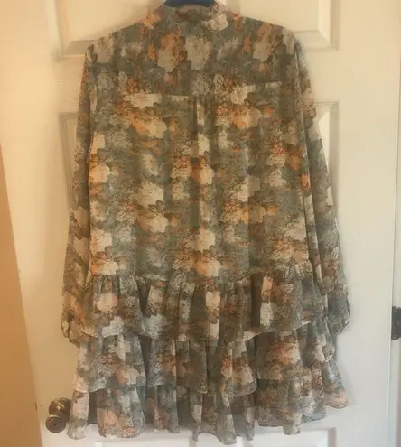 En Saison floral drop waist dress. Size Large