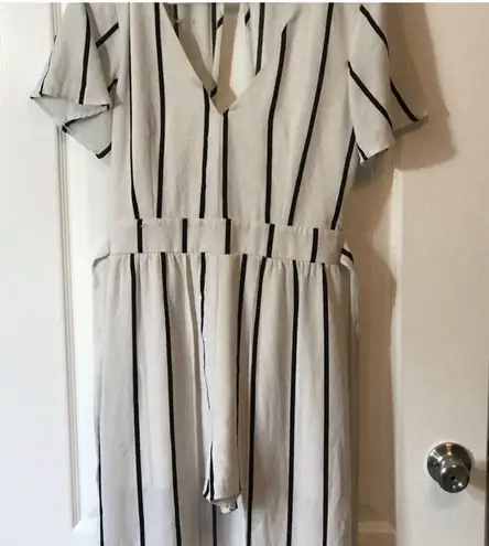 Crystal sky Romper Size 7 Blue