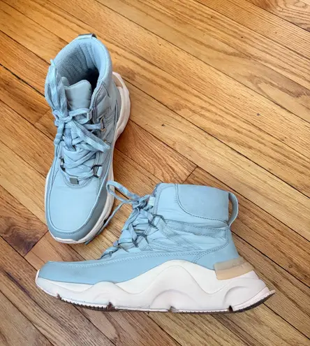 Sorel Kinetic RNEGD Waterproof Leather Sport Boot "Dove" lightweight High-Top