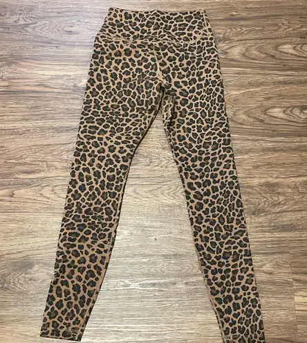 Nike Dri Fit Shimmer Leopard Print Leggings Brown Tan Black Size XS