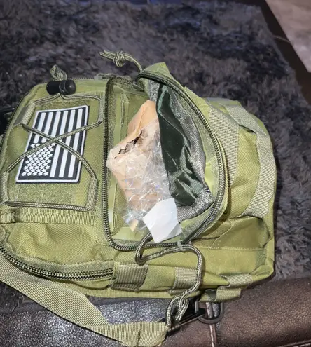 Tactical Shoulder sling Carrier Bag. Green