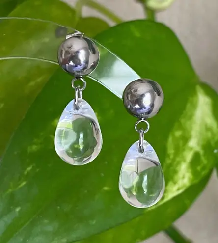 Handmade clear teardrop Czech glass simple minimalist earrings💛