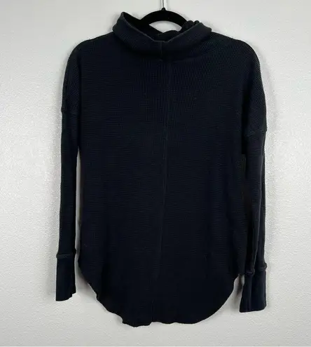 ARITZIA The Group Babaton Waffle Knit Long Sleeve Turtleneck Black Sz M Size M