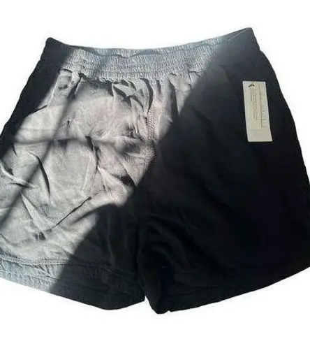 Treasure & Bond womens size small shorts (nwt) (b44)