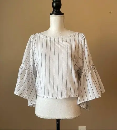 Grade & Gather | Striped Bell Sleeve Cropped Top Sz S