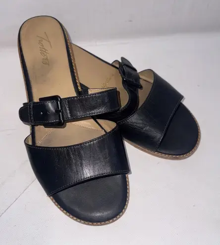 Trotters Minimalist Old Money Black Leather Mule Sandals Shoes Flats Size 7.5