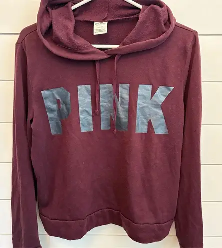 PINK Victoria's Secret Women's Burgundy Hooded Pullover Sweatshirt M Red Size M