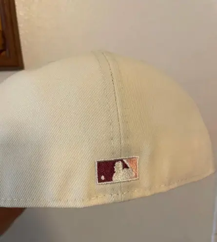 New Era MyFitteds Cincinnati red’s valentines size 7 1/4 brand new sold out