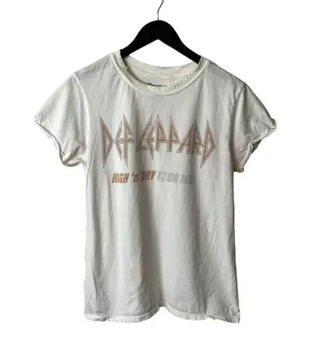 Recycled Karma Distressed Def Leppard T Shirt Womens White Medium M Music Band Graphic Tee Logo